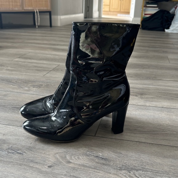 Aquatalia Glossy patent leather Heeled Boots 12! - Picture 2 of 7